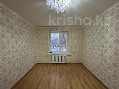 2-комнатная квартира · 55 м² · 3/5 этаж, мкр 8, Братьев Жубановых за 16.5 млн ₸ в Актобе