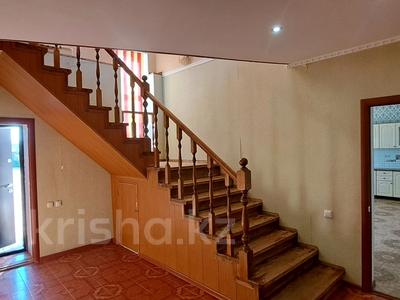 Жеке үй · 3 бөлме · 240 м² · 10 жүзд., Балбулак 38, бағасы: ~ 38.8 млн ₸ в Актобе, жилой массив Заречный-2