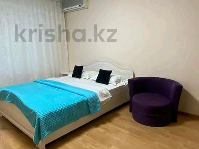 2-комнатная квартира · 56 м² · 3/5 этаж, мкр 5, Абулхаир хана 86 — Онер орталагы, дом бракосочетания, Нур гасыр, керуен за 15 000 ₸ в Актобе