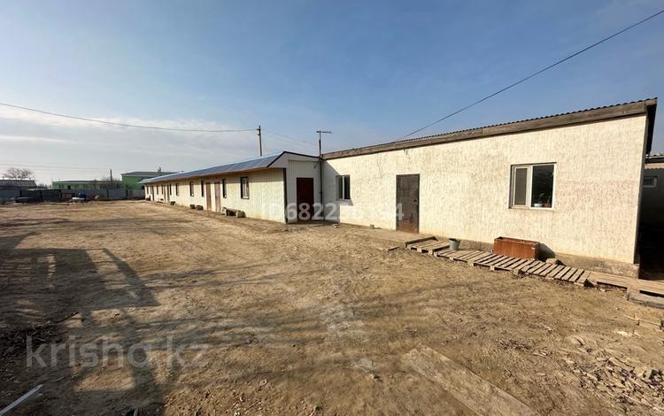 Отдельный дом · 2 комнаты · 100 м² · 17 сот., Лесхоз — Лесхоз за 22 млн ₸ в Атырау — фото 2