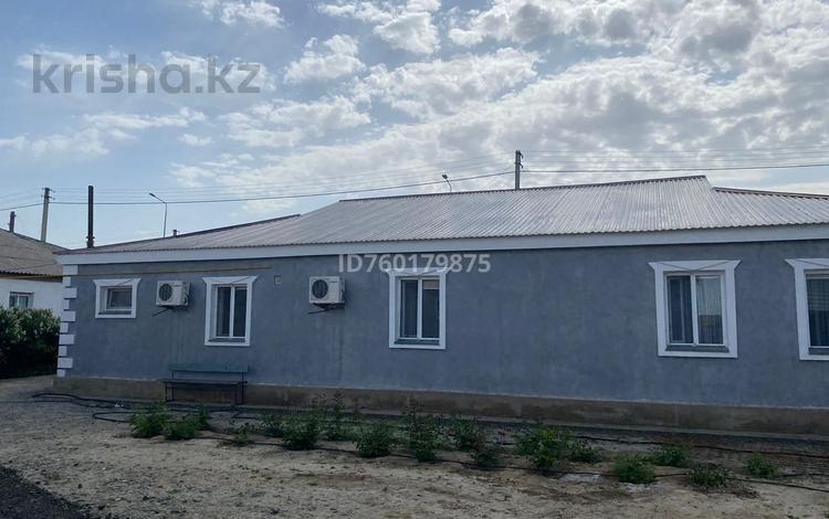 Отдельный дом · 5 комнат · 200 м² · 16 сот., Аленова 4 — Село Еркинкала-1 за 26 млн 〒 в Атырау — фото 2