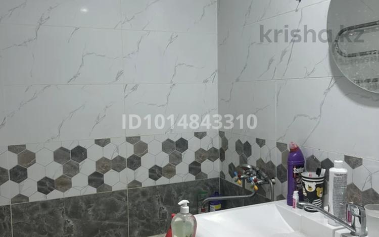 2-бөлмелі пәтер · 45 м² · 1/5 қабат, Добролюбова 33 — бульвар Гагарина, бағасы: 13 млн ₸ в Усть-Каменогорске, Ульбинский — фото 2