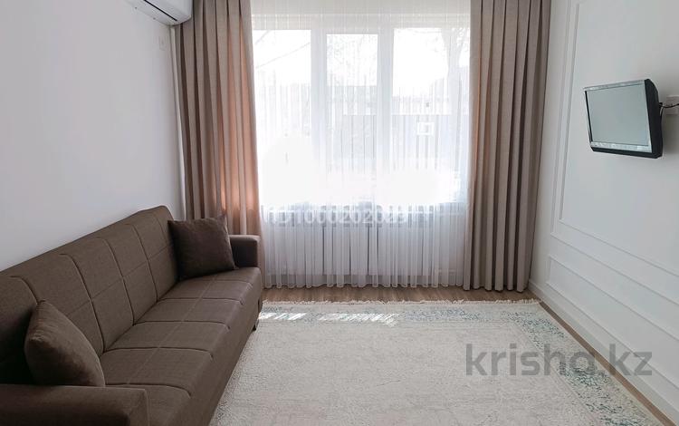 2-бөлмелі пәтер · 44.5 м² · 1/5 қабат, Наурыз (8-марта) 8 — Клиника "Достармед", бағасы: 19.5 млн ₸ в Атырау, мкр Жилгородок — фото 2