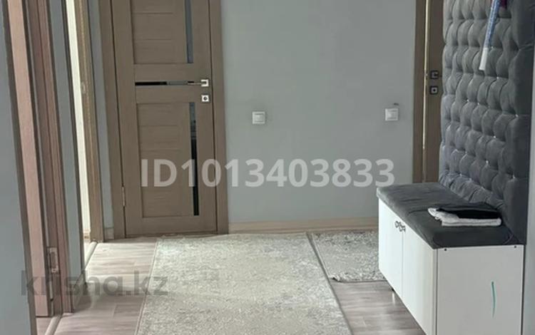 2-бөлмелі пәтер · 57.4 м² · 6/7 қабат, мкр. Алтын орда, мкр Батыс 2 49Д, бағасы: 23.9 млн ₸ в Актобе — фото 2