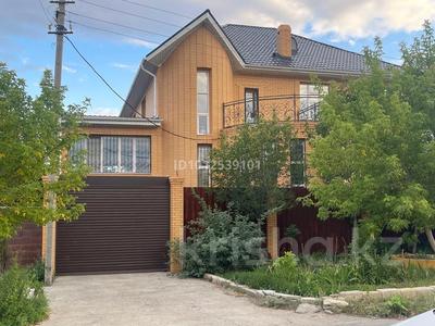 Жеке үй · 5 бөлме · 350 м² · 10 сот., мкр Самал, Бердеұлы, бағасы: 150 млн ₸ в Атырау
