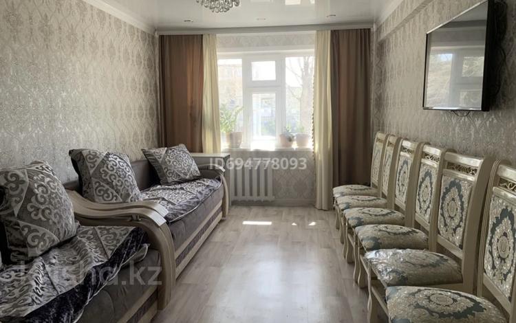 3-комнатная квартира · 64 м² · 1/5 этаж, Мухамеджанова 4 — Возле стекляшки за 25 млн ₸ в Балхаше — фото 2