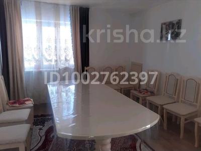 Отдельный дом · 2 комнаты · 100 м² · 10 сот., мкр Кунгей , Толеубаева 180 за 16 млн 〒 в Караганде, Казыбек би р-н