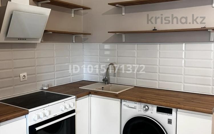1-комнатная квартира · 44.2 м² · 5/10 этаж, Мухамедханова 4Б за 37.2 млн ₸ в Астане, Нура р-н — фото 2
