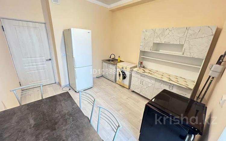 1-комнатная квартира · 45 м² · 9/9 этаж, мкр Туран , Байдибек би 5 — Авто салон Астер за 16.5 млн ₸ в Шымкенте, Каратауский р-н — фото 4