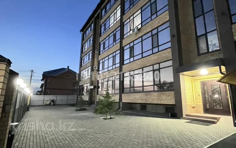 2-бөлмелі пәтер · 89 м² · 5/5 қабат, Олега Кошевого 2/7, бағасы: 40 млн ₸ в Уральске — фото 2