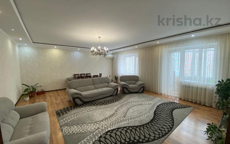3-комнатная квартира, 118.2 м², 4/5 этаж, санкибай батыра за 43 млн 〒 в Актобе — фото 19