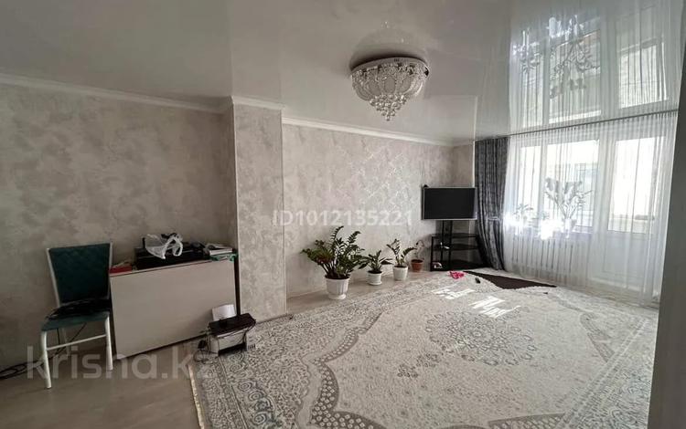 2-комнатная квартира · 83.4 м² · 3/10 этаж, Набережная ул. 86 за 20.5 млн ₸ в Актобе, мкр. Курмыш — фото 2