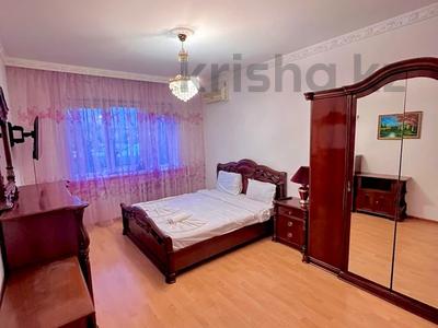 Аренда квартир посуточно в Алматы: 1-комнатная квартира · 46 м² · 7/9 этаж, мкр Орбита-3 5 — Мустафина за 13 000 〒 1-комнатная квартира · 46 м² · 7/9 этаж, мкр Орбита-3 5 — Мустафина за 13 000 〒 в Алматы, Бостандыкский р-н