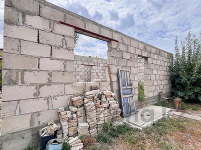 Жеке үй · 5 бөлме · 51.3 м² · 6 жүзд., Достық ш/а 62, бағасы: 10.7 млн ₸ в Талдыкоргане, мкр Достык