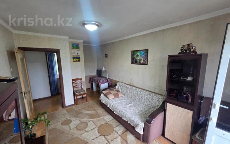 3-комнатная квартира · 60 м² · 5/5 этаж, мкр Аксай-2 11 за 30.5 млн ₸ в Алматы, Ауэзовский р-н — фото 16