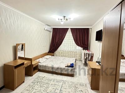 1-комнатная квартира · 48 м² · 1/5 этаж, 18-й микрорайон, 18-й микрорайон за 11 000 ₸ в Шымкенте, Аль-Фарабийский р-н
