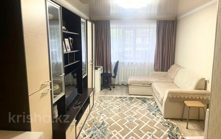 3-бөлмелі пәтер · 51.1 м² · 1/5 қабат, 13-шағынаудан, бағасы: 11.3 млн ₸ в Караганде, Алихана Бокейханова р-н — фото 2