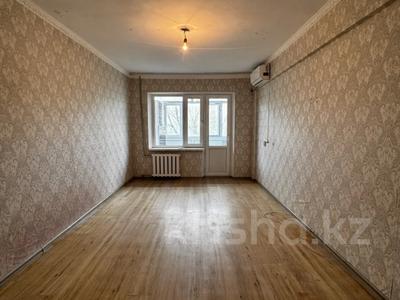 3-комнатная квартира · 63 м² · 2/5 этаж, Амангелді Иманов 2 за 11.8 млн ₸ в 