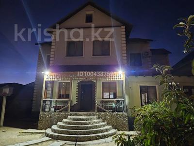 Отдельный дом · 7 комнат · 412 м² · 10 сот., 29-й мкр, 29-й мкр Толкын 1 за 160 млн 〒 в Актау