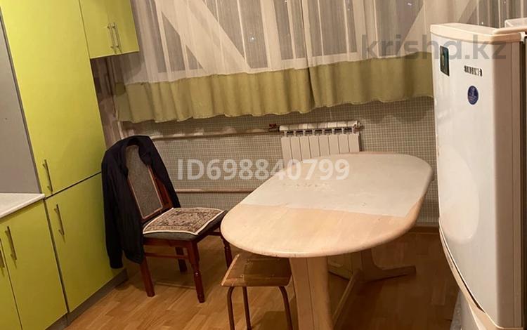 3-бөлмелі пәтер · 72 м² · 6/9 қабат, Ақсай-1 ш/а. 6 — Толе би-Саина, бағасы: 250 000 ₸ в Алматы, Ауэзовский р-н — фото 2