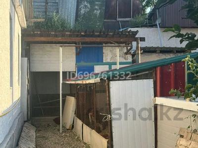 Үйдің бір бөлігі · 5 бөлме · 120 м² · 6 сот., Тынышбай 38а — Продам пяти комнатный очень тёплый дом., бағасы: 25 млн ₸ в Боралдае (Бурундай)