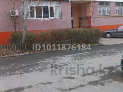 3-бөлмелі пәтер · 80 м² · 1/4 қабат, ул. Аль-Фараби 98, бағасы: 25 млн ₸ в Кентау