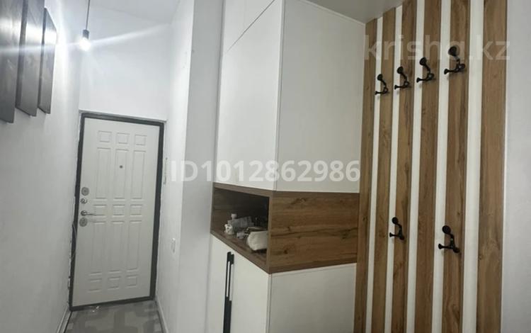2-бөлмелі пәтер · 56.9 м² · 11/12 қабат, 16-й мкр 50, бағасы: 16.5 млн ₸ в Актау — фото 2