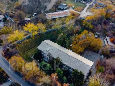 Свободное назначение, офисы, магазины и бутики, общепит, салоны красоты, сельское хозяйство, бани, гостиницы и зоны отдыха, медцентры и аптеки, развлечения · 2100 м² за 550 млн 〒 в Талгаре