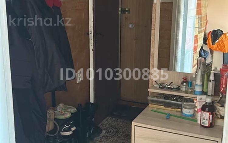 1-бөлмелі пәтер · 36 м² · 1/2 қабат, Сурыншы батыр 4/1, бағасы: 10 млн ₸ в Аксукенте — фото 2