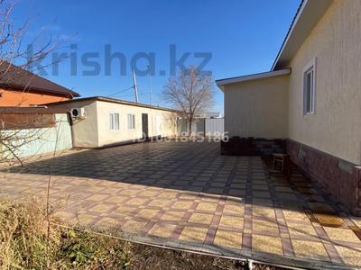 Отдельный дом · 5 комнат · 150 м² · 1 сот., Сланова 63 за 40 млн ₸ в Атырау