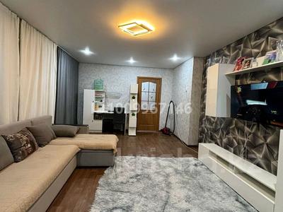 3-комнатная квартира · 77 м² · 6/9 этаж, 1 мкрн 7 В за 14.5 млн 〒 в Семее