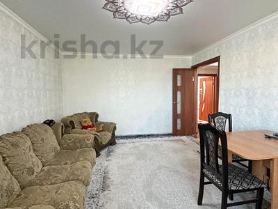 4-комнатная квартира · 70 м² · 4/5 этаж, город Талдыкорган 4 мкр за 26 млн ₸ в мкр Жастар