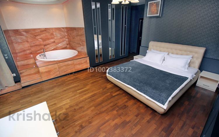 3-комнатная квартира · 130 м² · 18/21 этаж, Кабанбай батыра 87 — Абылай хана за 40 000 ₸ в Алматы, Алмалинский р-н — фото 5