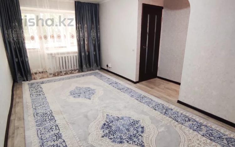 2-комнатная квартира, 42 м², 4/4 этаж, Алии Молдагуловой