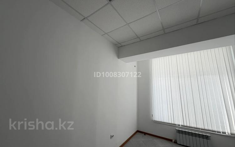 Свободное назначение, офисы, салоны красоты, конференц-залы, студии · 20 м² за 100 000 ₸ в Актобе — фото 2