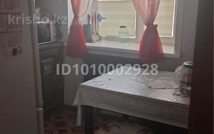 1-бөлмелі пәтер · 28.1 м² · 1/5 қабат, Астана 35, бағасы: 5 млн ₸ в Аксу — фото 2