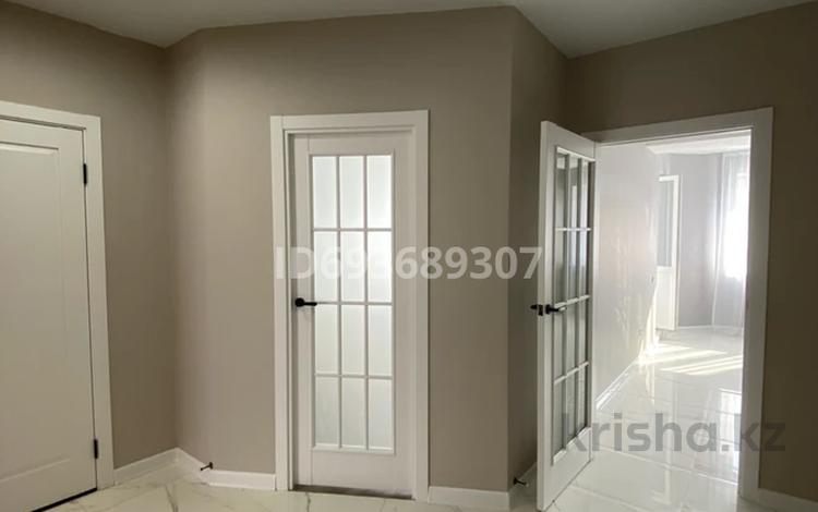 2-комнатная квартира · 87.4 м² · 1/5 этаж, мкр. Алтын орда, Тауелсыздык за 250 000 ₸ в Актобе — фото 2