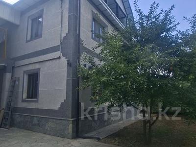 Отдельный дом · 4 комнаты · 300 м² · 10 сот., мкр Таусамалы, Дрозда за 149.5 млн ₸ в Алматы, Наурызбайский р-н