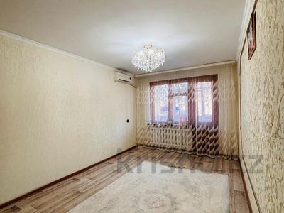 2-комнатная квартира · 45 м² · 2/5 этаж, Старый город, заводская за 12.5 млн ₸ в Актобе
