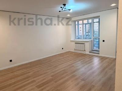 1-бөлмелі пәтер · 39 м² · 2/10 қабат, Розы Боглановой 1 — ГОРЯЧАЯ ЦЕНА СРОЧНО, бағасы: 23.5 млн ₸ в Астане