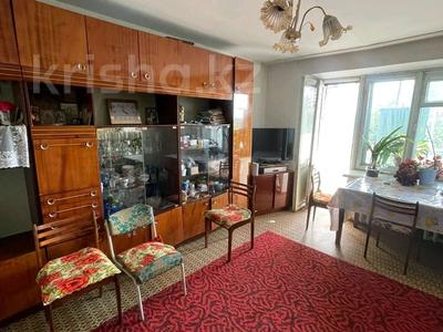 3-комнатная квартира · 61.4 м² · 5/5 этаж, Тельмана за 18 млн 〒 в Семее