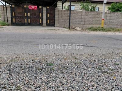 Жеке үй · 4 бөлме · 195 м² · 10 жүзд., Байзакский район Үлгілі Исмаилова 59а — Не доезжая Сарыкемер, бағасы: 36 млн ₸ в Таразе