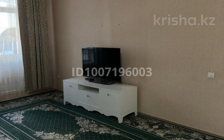 3-комнатная квартира · 88 м² · 3/8 этаж, Кабанбай батыра 60А/5 за 330 000 ₸ в Астане, Есильский р-н — фото 10