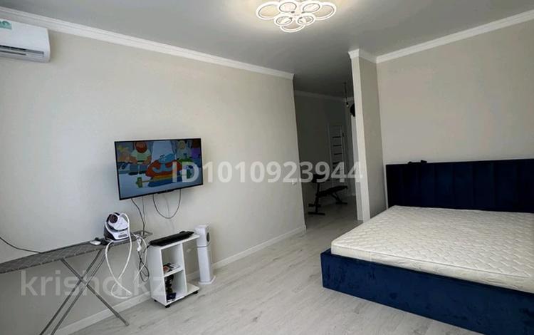 1-комнатная квартира · 40.1 м² · 15/20 этаж, улица Жумекена Нажимеденова 13/1 за 25.5 млн ₸ в Астане, Сарайшык р-н — фото 2