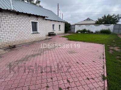 Отдельный дом • 3 комнаты • 98 м² • 11 сот., Олжабай Батыра 5 за 20 млн 〒 в Ленинском