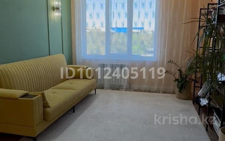2-бөлмелі пәтер · 70 м² · 4/4 қабат, 2-й мкр. 16, бағасы: 250 000 ₸ в Конаеве — фото 2