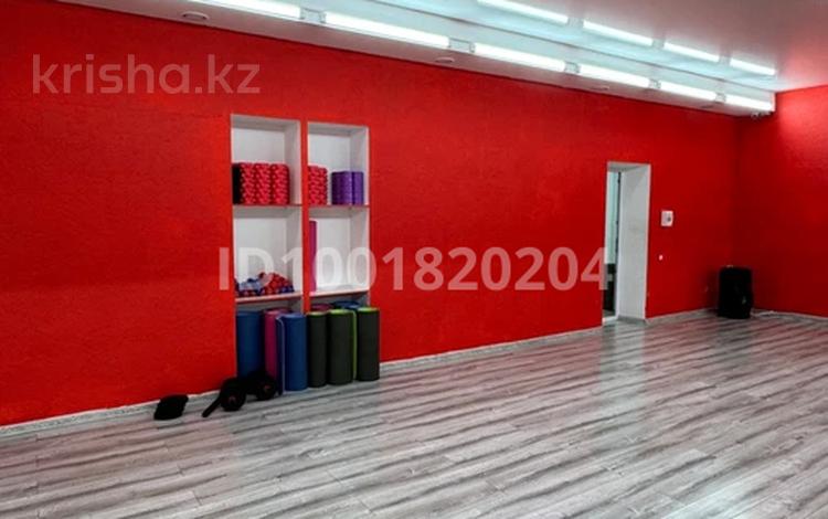 Фитнес и спорт, развлечения, студии · 53.5 м² за 250 000 ₸ в Караганде, Казыбек би р-н — фото 2