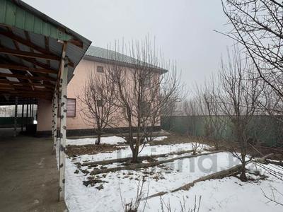 Жеке үй · 6 бөлме · 216 м² · 8 жүзд., Достык 57, бағасы: 50 млн ₸ в Долане