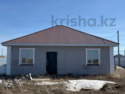 Отдельный дом · 4 комнаты · 80 м² · 10 сот., Атан Батыра 45 за 25 млн 〒 в Караоткеле