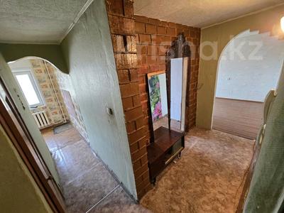 3-комнатная квартира · 57 м² · 1/5 этаж, улица Бауыржана Момышулы 1 за 14.5 млн ₸ в Жезказгане